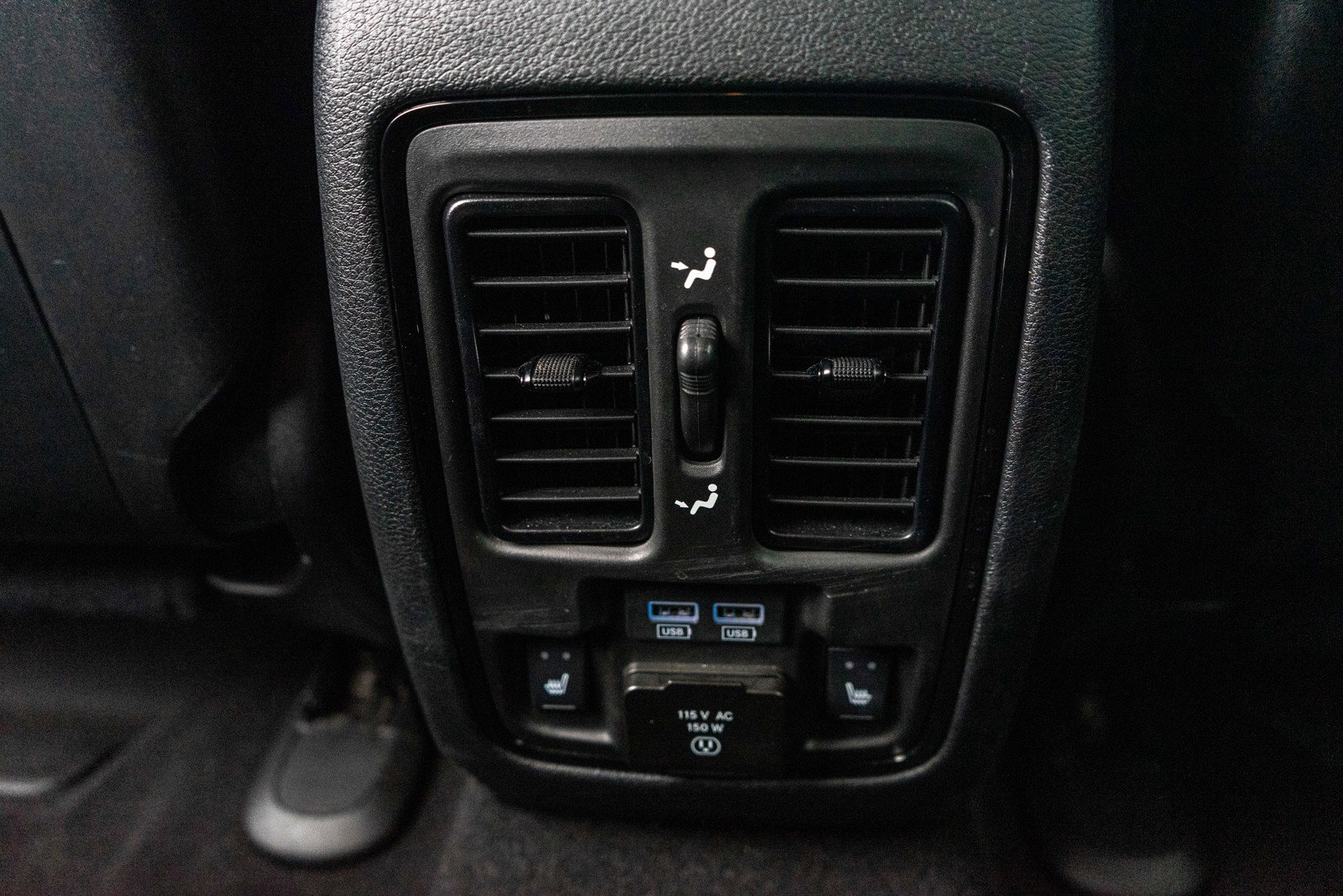 Used 2025 Dodge Durango GT image 28