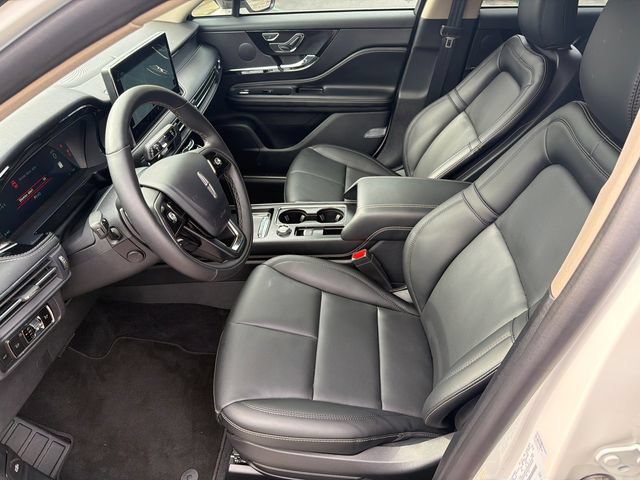 New 2026 Lincoln Corsair Premiere FWD image 10