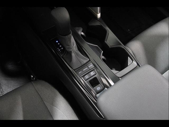 Used 2025 Toyota Camry LE w/ Convenience Package FWD image 16