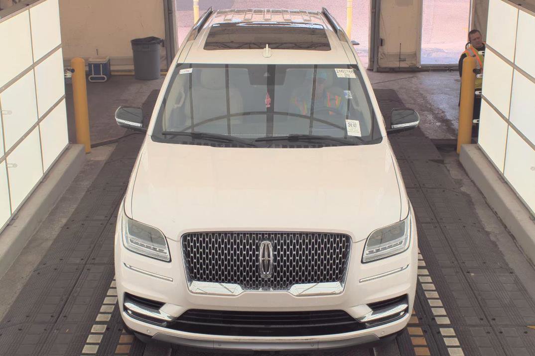 Used 2019 Lincoln Navigator L Reserve AWD/4WD image 14