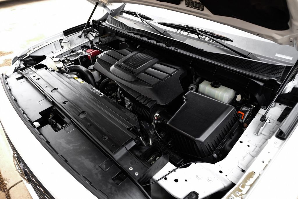 Used 2021 Nissan Titan SV image 47