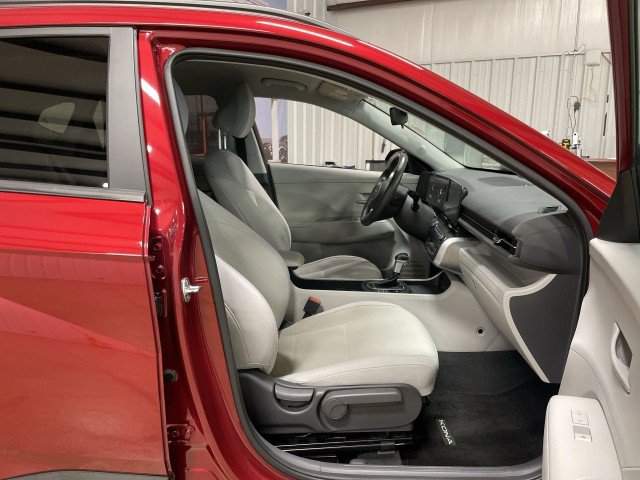 Used 2024 Hyundai Kona SEL FWD image 26