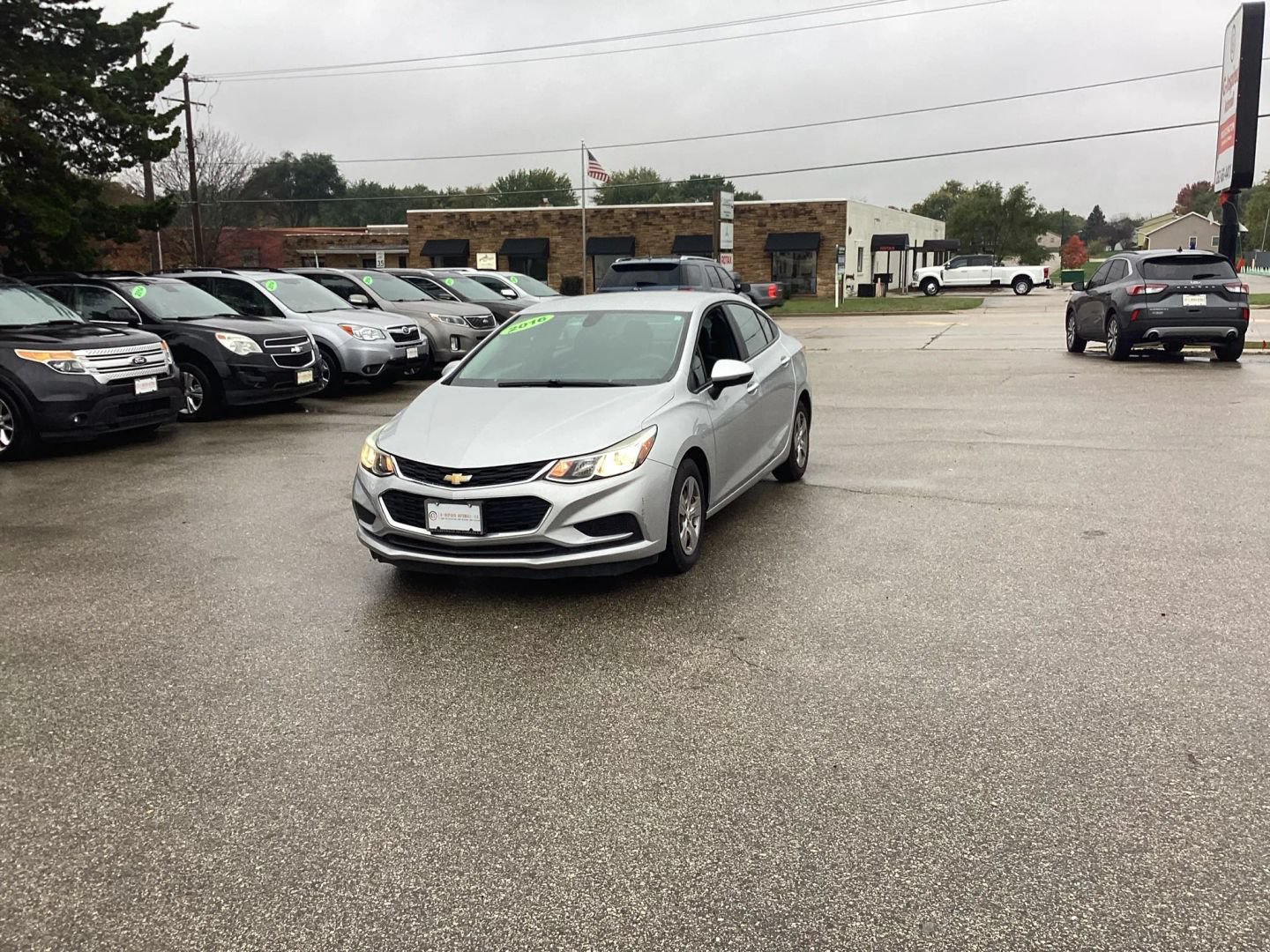 Used 2016 Chevrolet Cruze LS FWD image 4