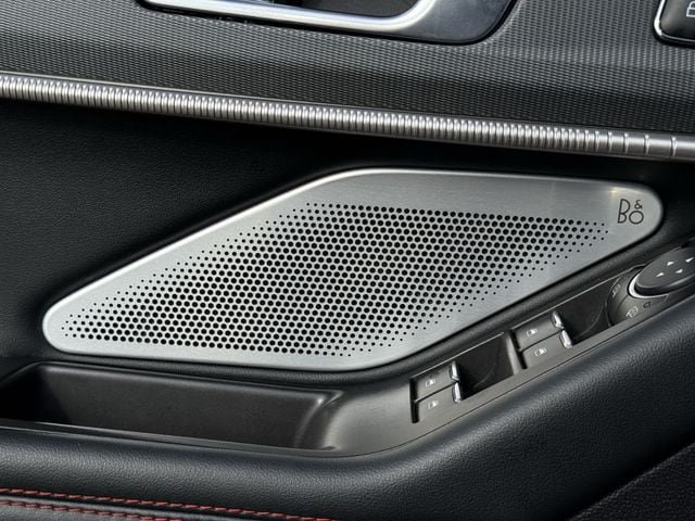 Used 2025 Ford Explorer ST RWD image 25