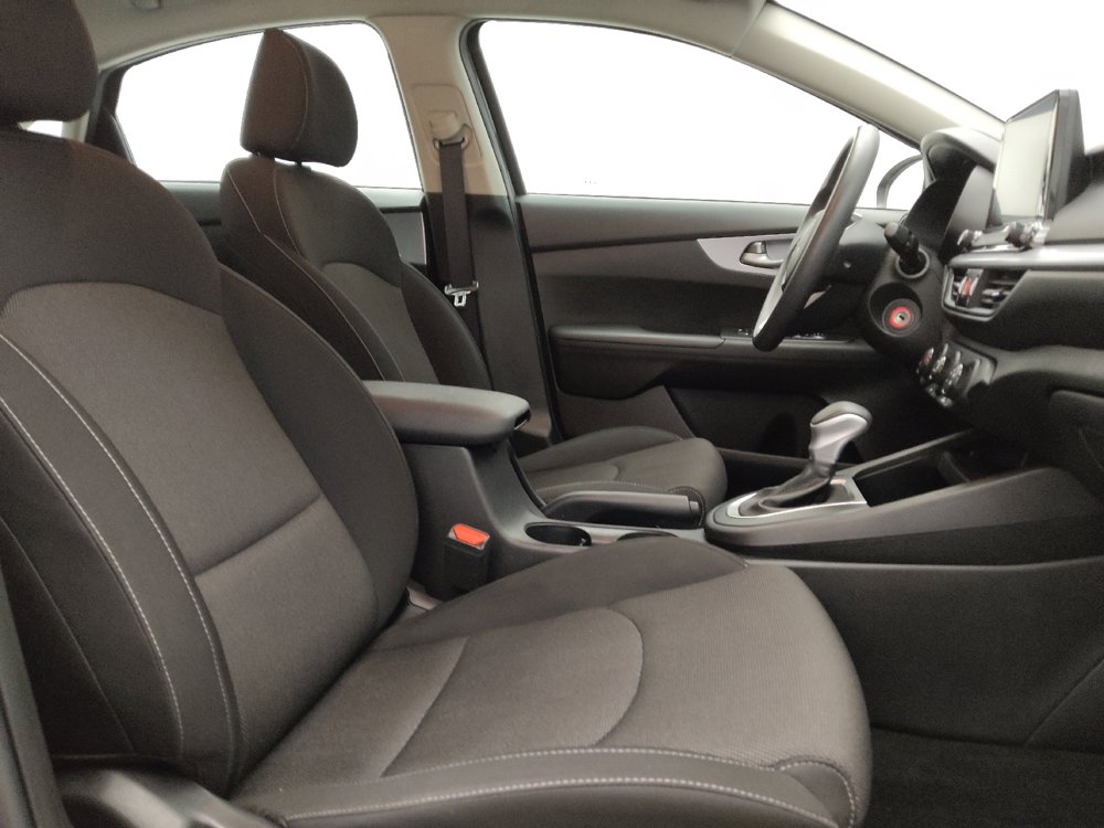 Used 2022 Kia Forte LXS FWD image 21