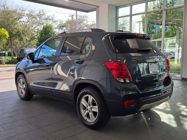 Certified 2022 Chevrolet Trax LT w/ LT Convenience Package image 5