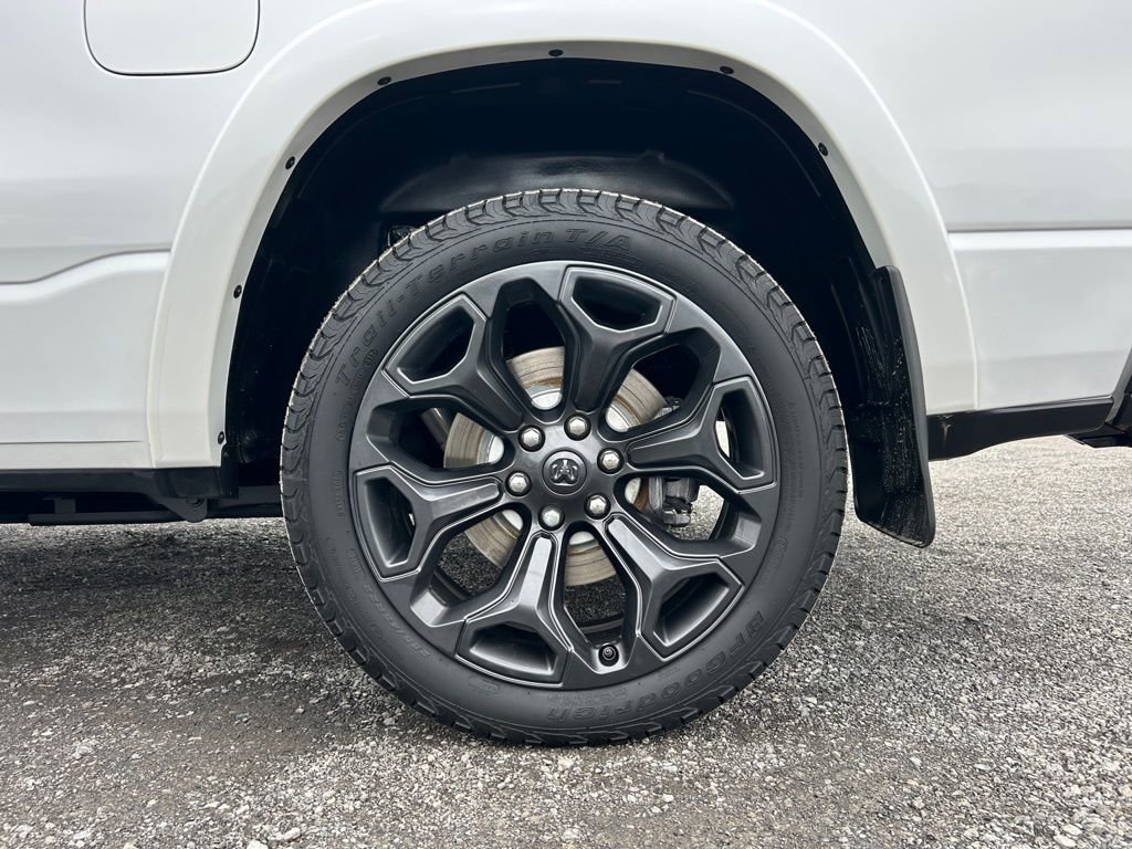 Used 2021 RAM 1500 Limited w/ Night Edition image 17