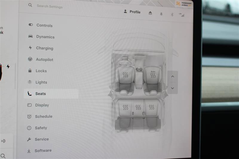 Used 2023 Tesla Model Y Long Range image 16