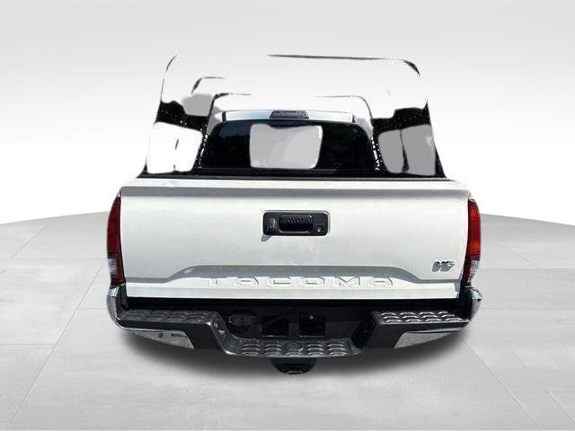 Used 2021 Toyota Tacoma SR5 RWD image 73