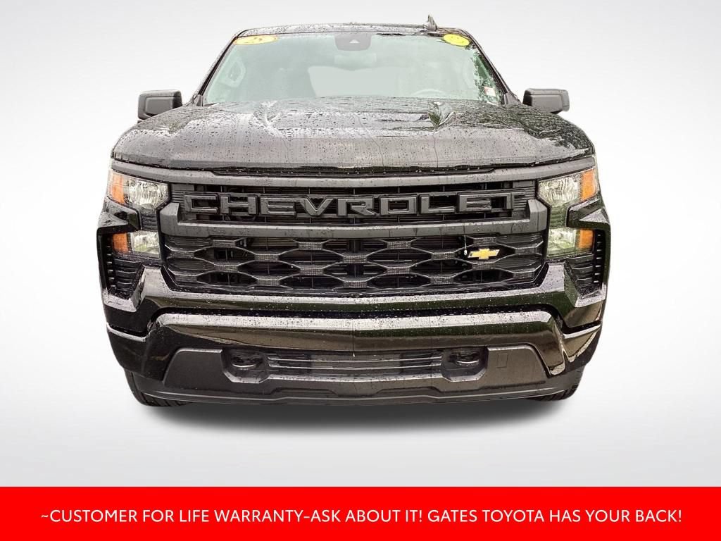 Used 2025 Chevrolet Silverado 1500 Custom AWD/4WD image 2