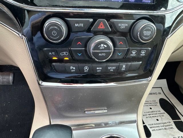 Used 2020 Jeep Grand Cherokee Limited w/ Luxury Group II AWD/4WD image 30