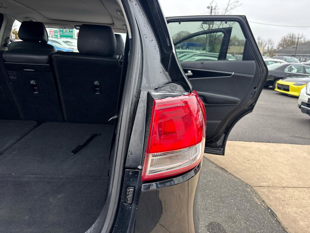 Used 2016 Kia Sorento SX image 20