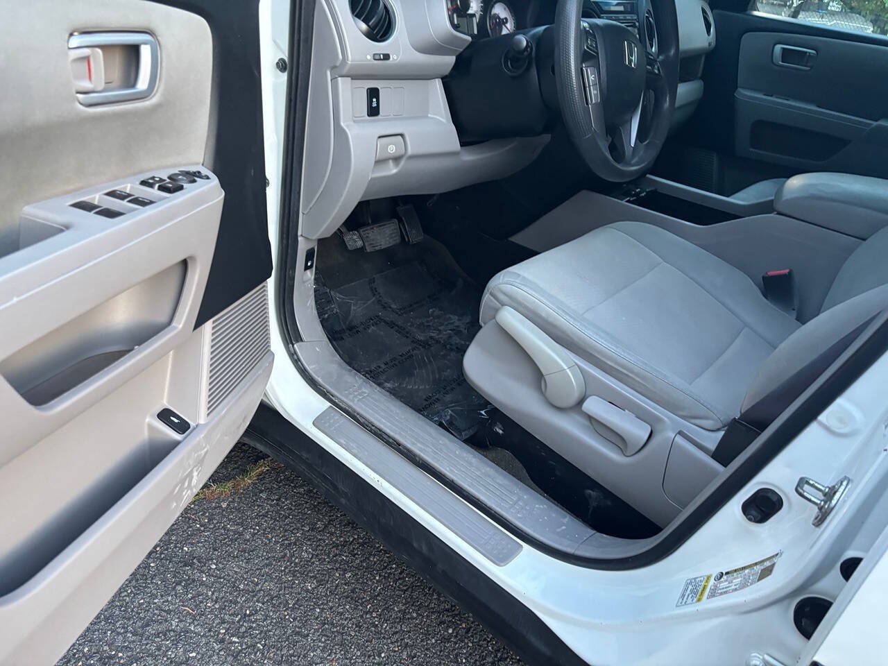Used 2014 Honda Pilot LX image 14