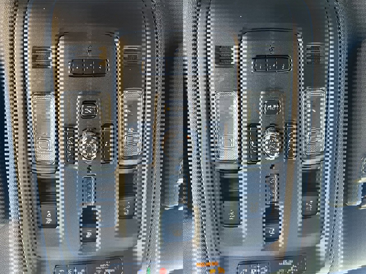 Used 2024 Chevrolet Suburban Z71 w/ Luxury Package image 22