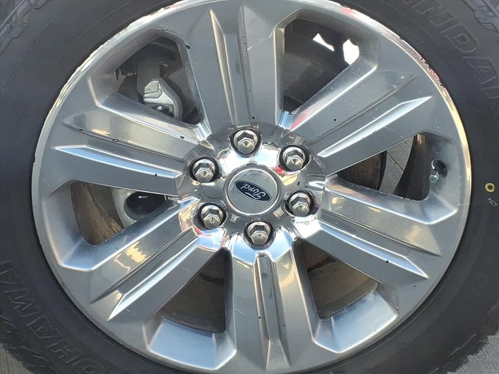 Used 2019 Ford F150 Lariat image 4