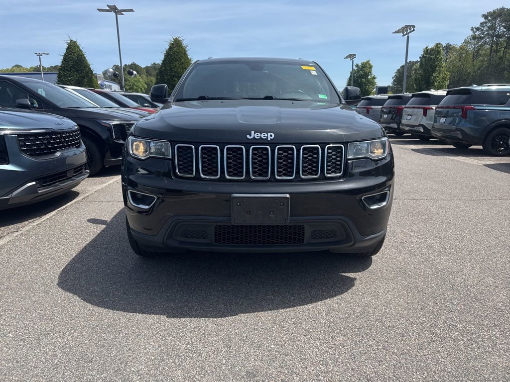 Used 2018 Jeep Grand Cherokee Laredo AWD/4WD image 6
