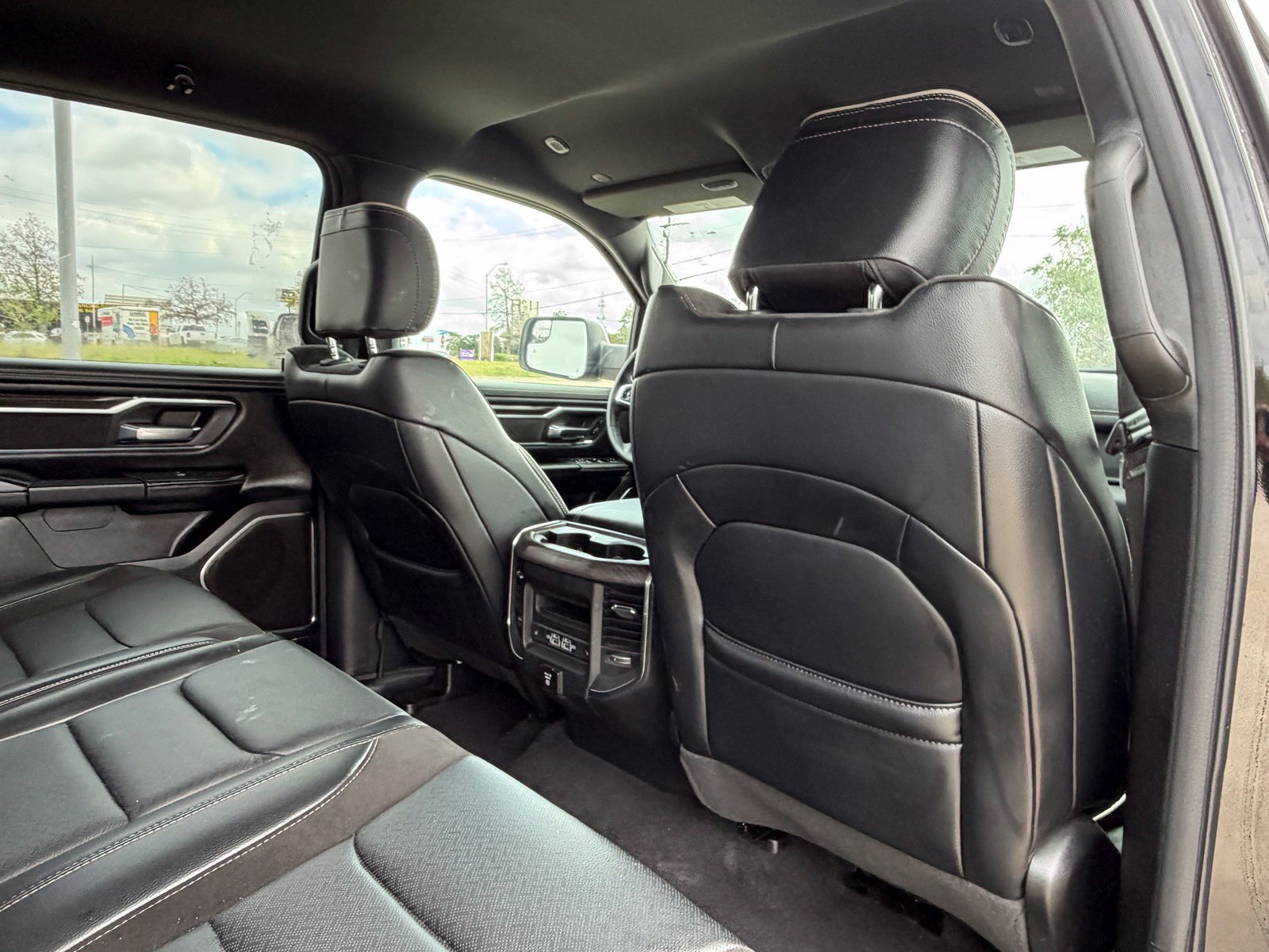Used 2026 RAM 1500 Laramie AWD/4WD image 47
