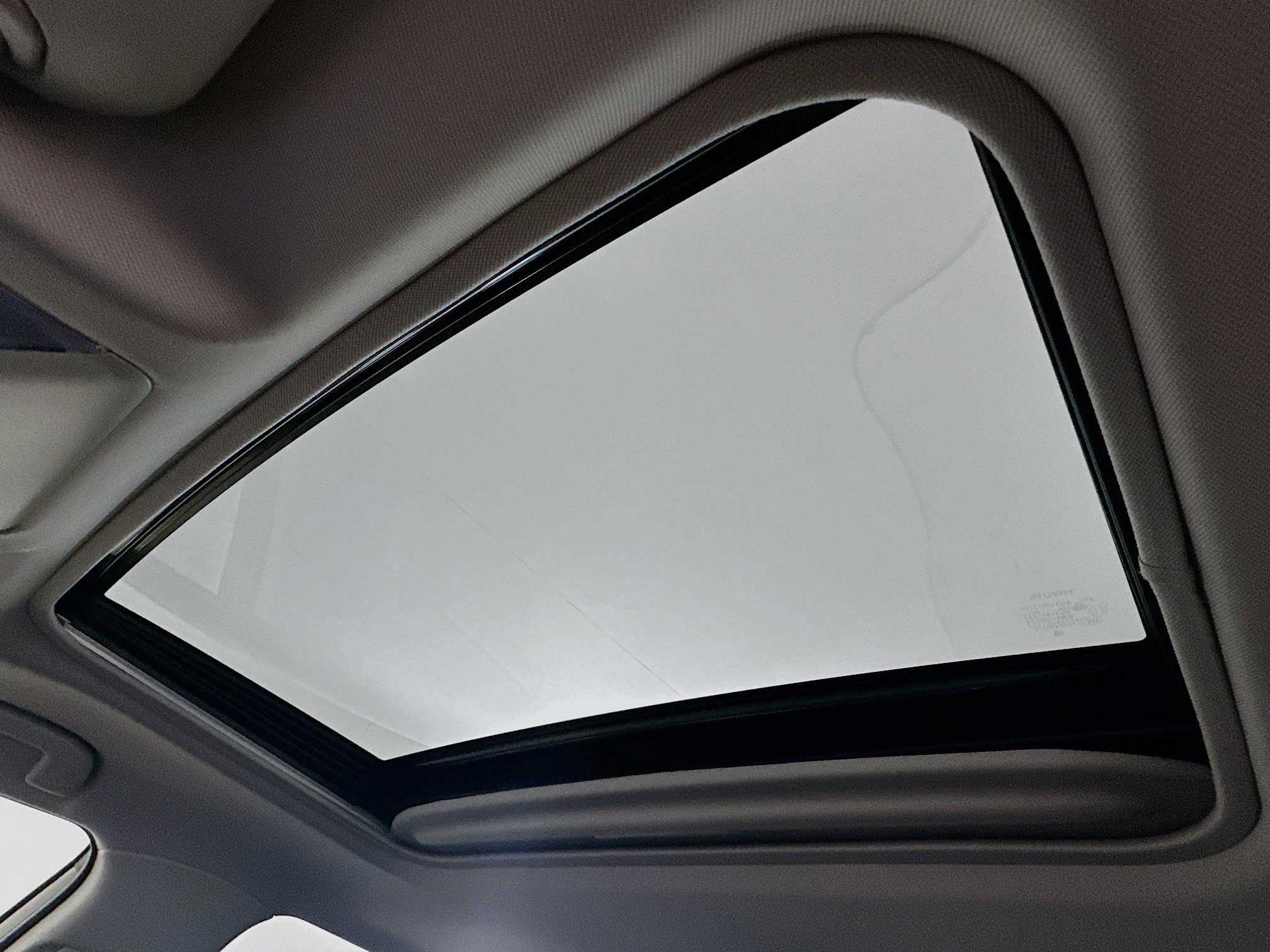 Used 2025 Toyota RAV4 XLE w/ Convenience Package image 26