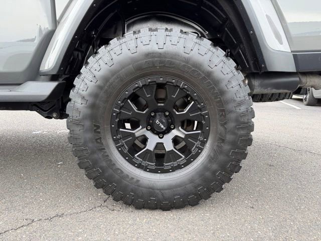 Used 2020 Jeep Gladiator Sport w/ Quick Order Package 24S AWD/4WD image 5