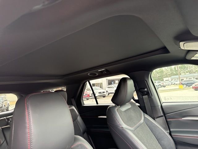 New 2026 Ford Explorer ST w/ Sun And Sound Package image 18
