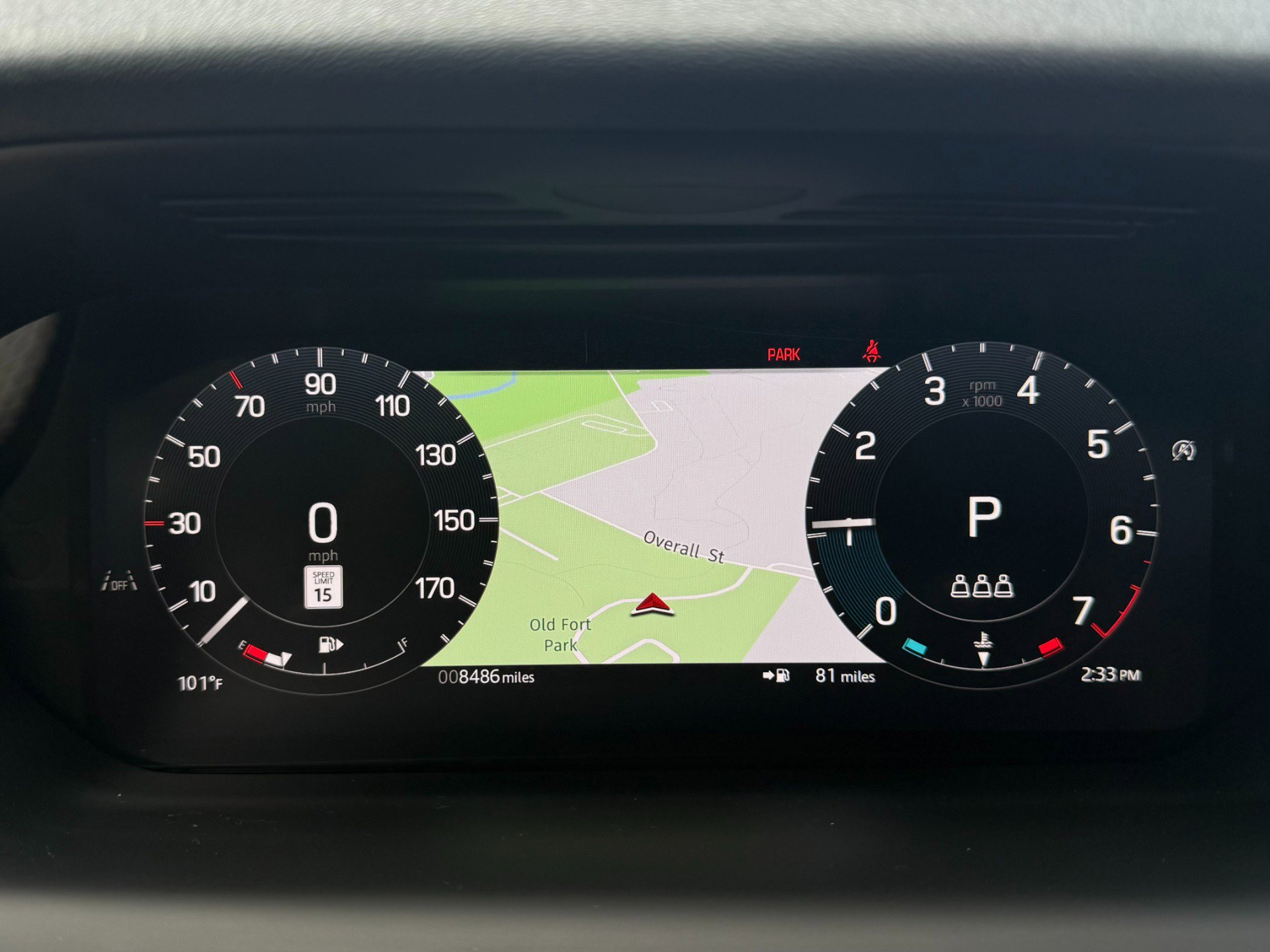 Used 2024 Land Rover Discovery Sport Dynamic SE image 33