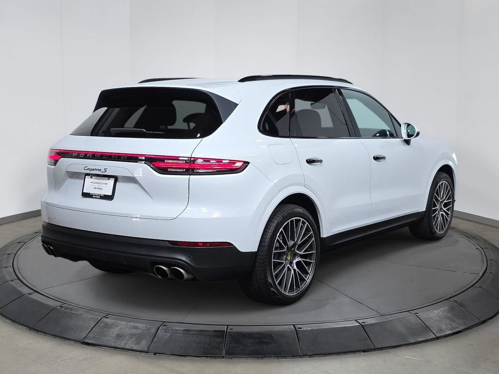 Used 2019 Porsche Cayenne S AWD/4WD image 7