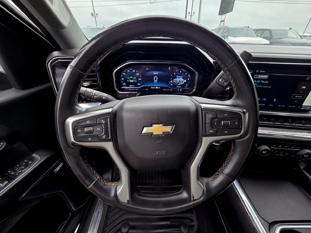 Used 2024 Chevrolet Silverado 2500 LTZ w/ LTZ Convenience Package AWD/4WD image 13