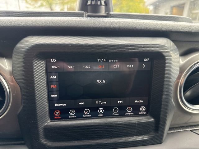 Used 2020 Jeep Wrangler Unlimited Sahara AWD/4WD image 15