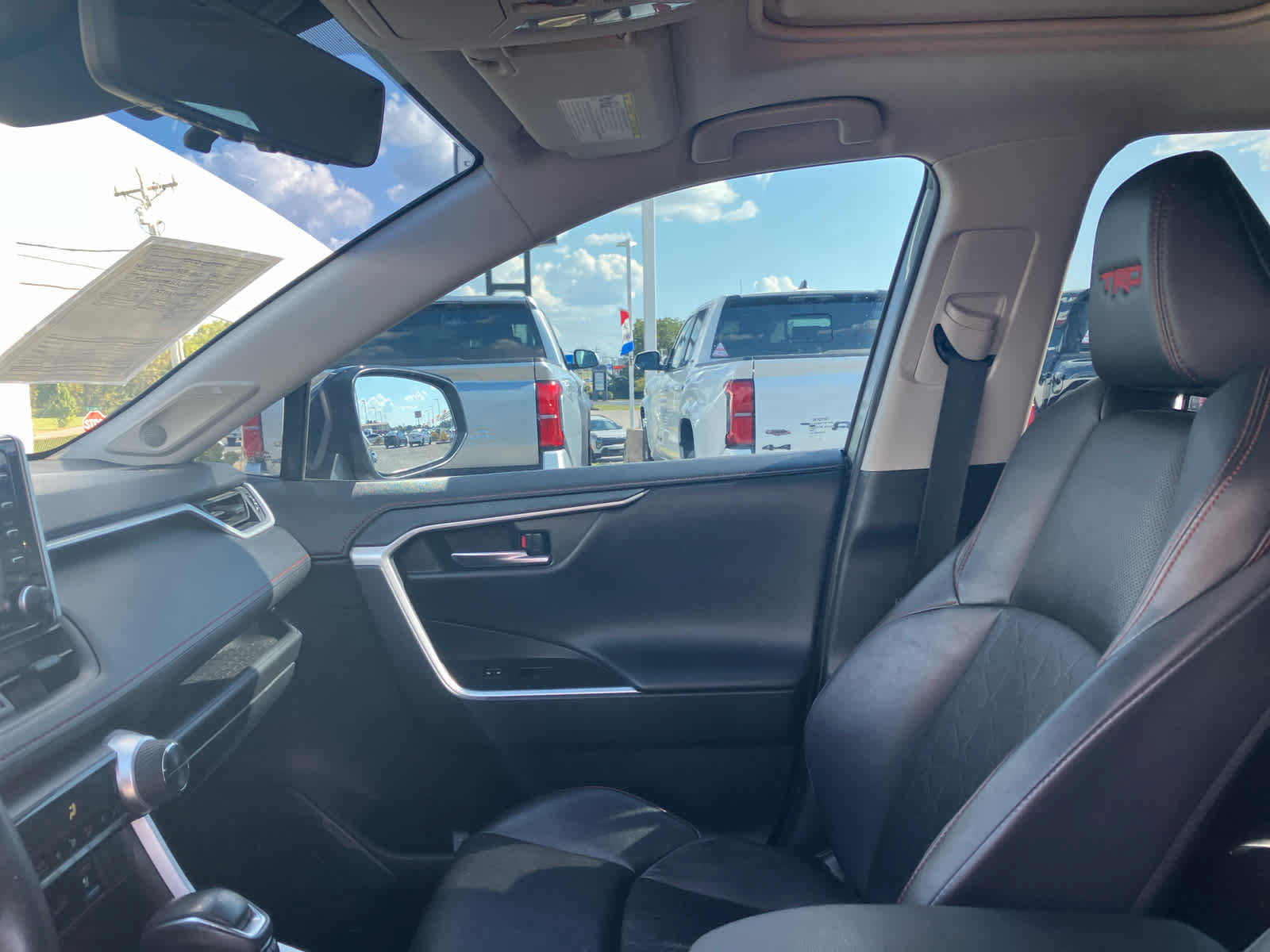 Used 2020 Toyota RAV4 TRD Off-Road AWD/4WD image 10