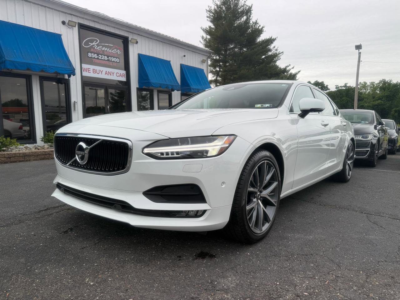 Used 2018 Volvo S90 T5 Momentum w/ Convenience Package