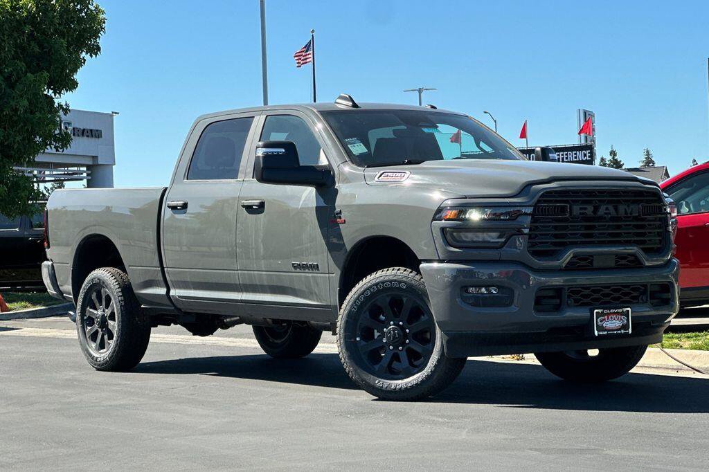 New 2026 RAM 2500 Big Horn AWD/4WD image 2