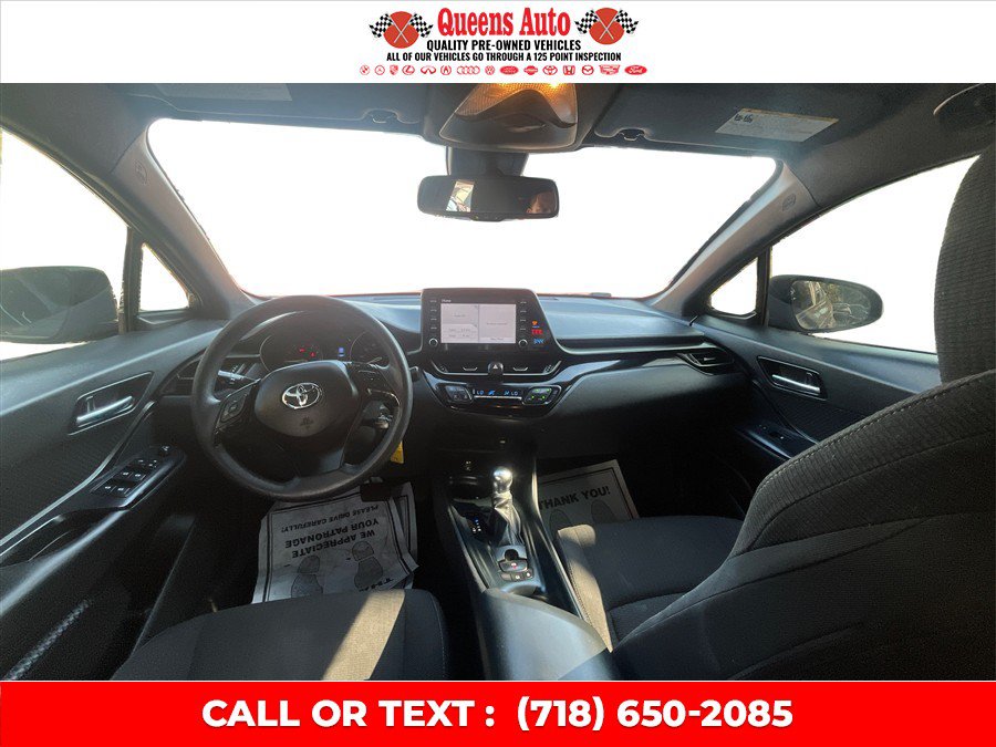 Used 2019 Toyota C-HR LE FWD image 34