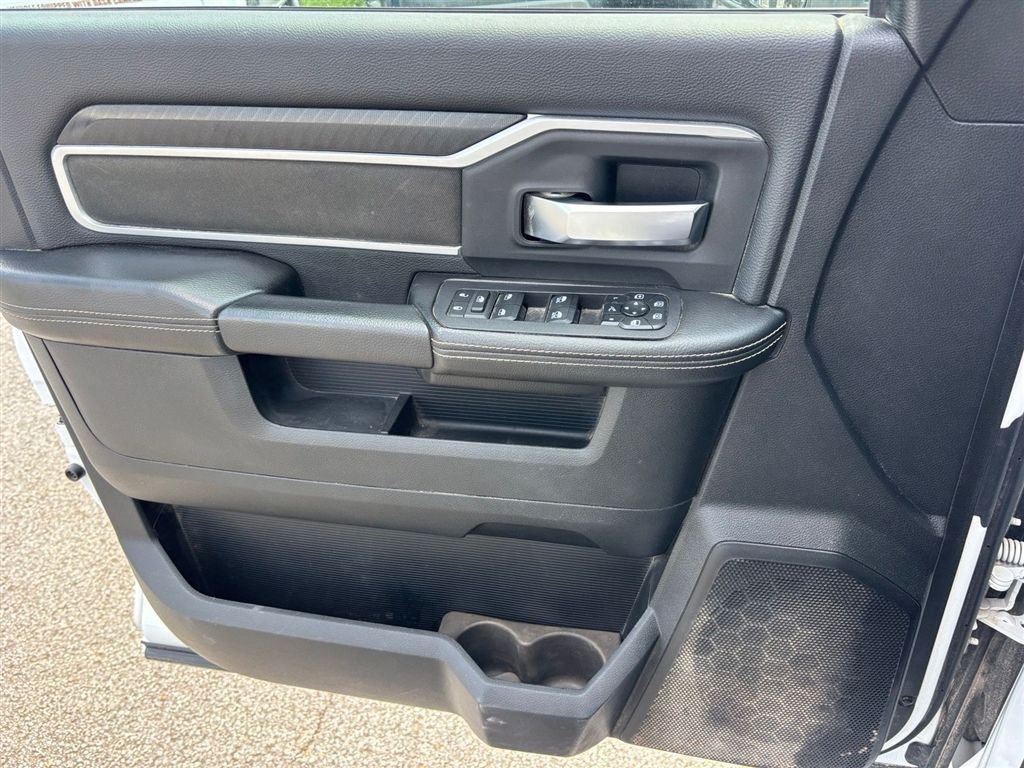 Used 2026 RAM 2500 Big Horn AWD/4WD image 13