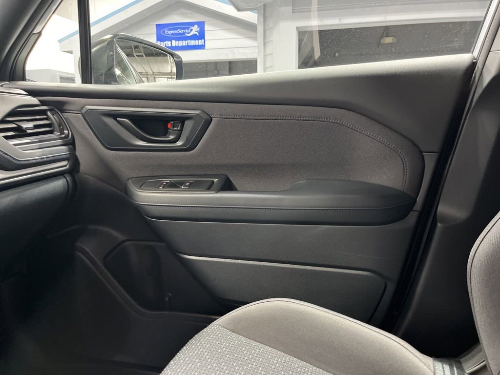 Used 2026 Subaru Forester Premium AWD/4WD image 16
