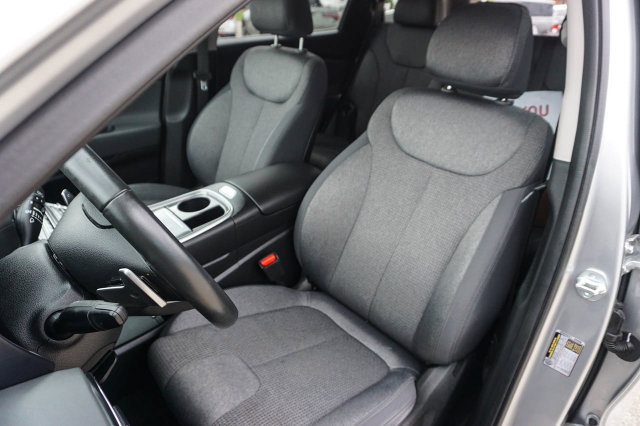 Used 2023 Hyundai Santa Fe SEL w/ Cargo Package FWD image 14