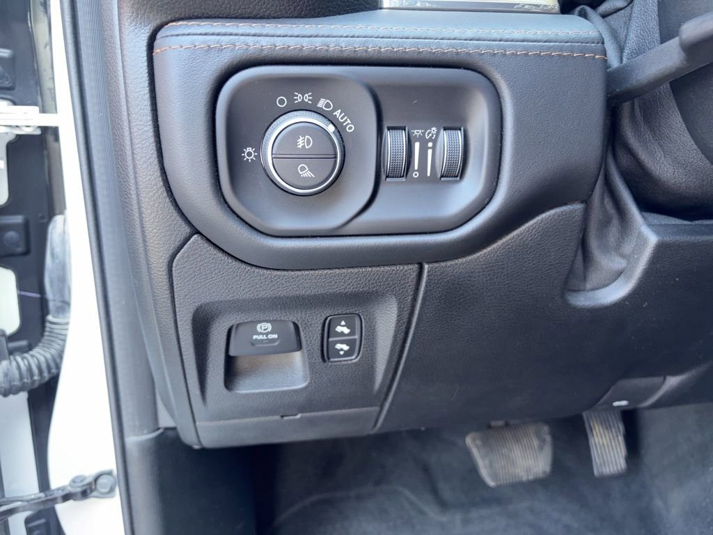 Used 2021 RAM 1500 Limited image 13