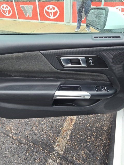 Used 2024 Ford Mustang Coupe RWD image 11