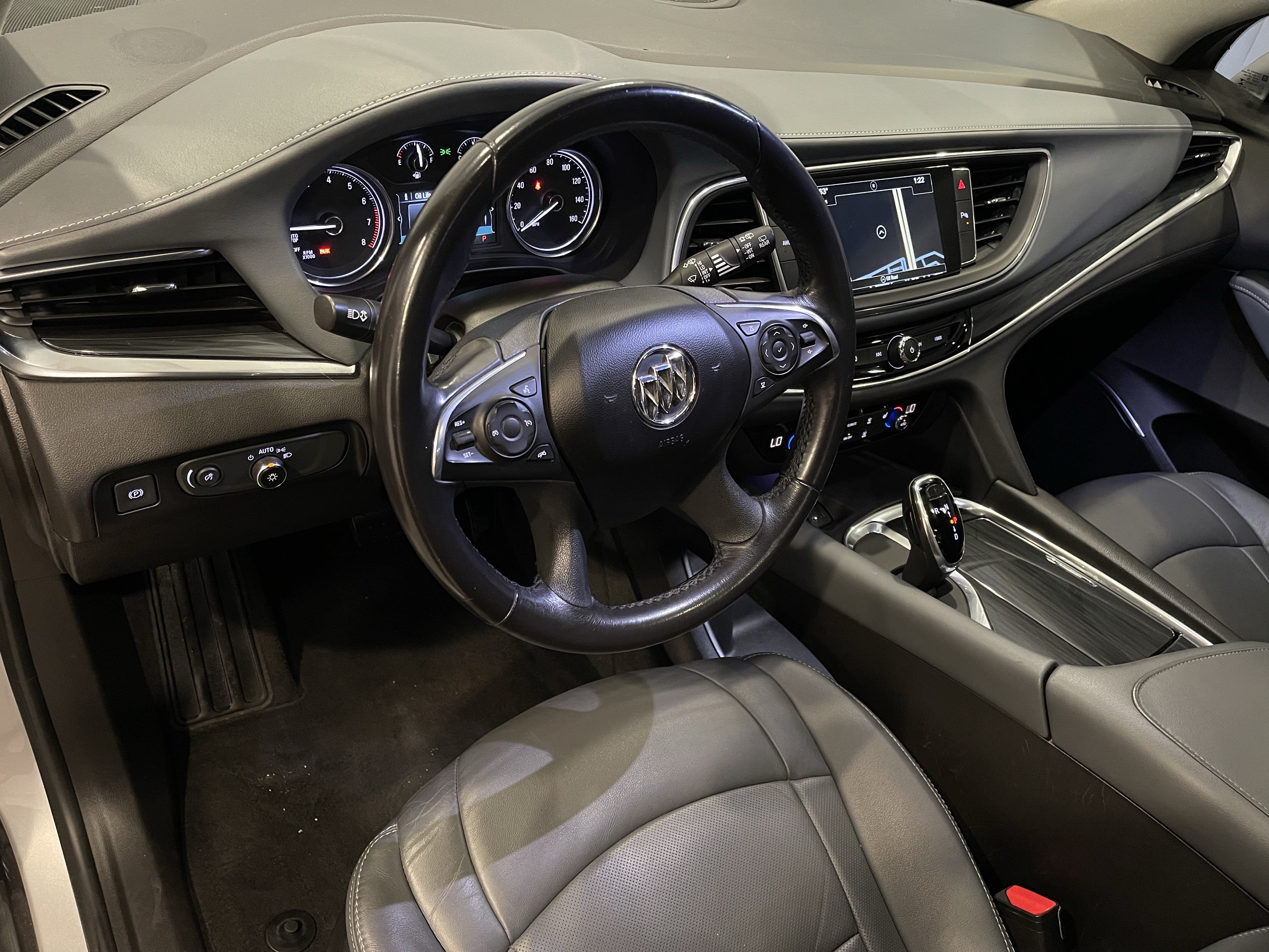 Used 2019 Buick Enclave Essence AWD/4WD image 13