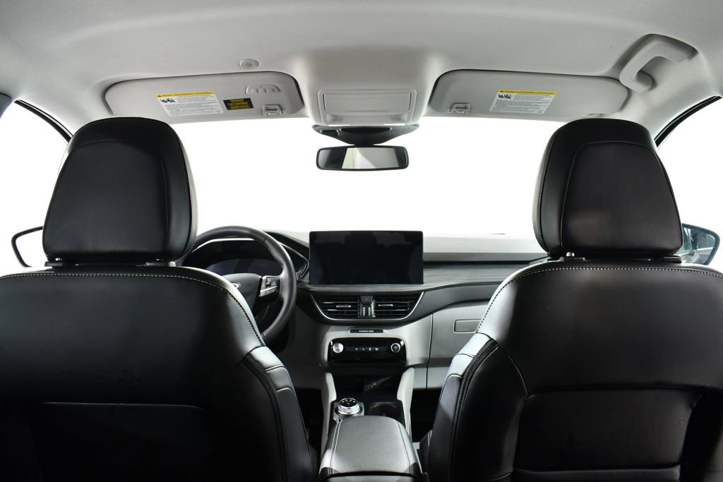 Used 2023 Ford Escape Platinum image 17