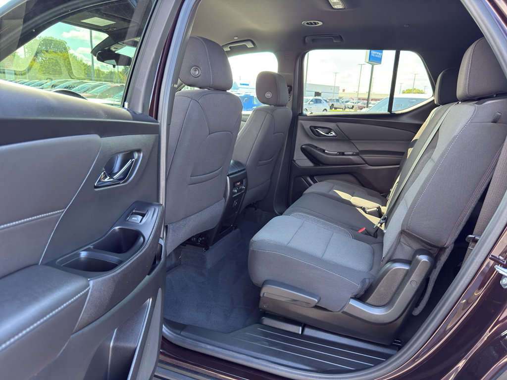 Used 2023 Chevrolet Traverse LT w/ LPO, Floor Liner Package image 30