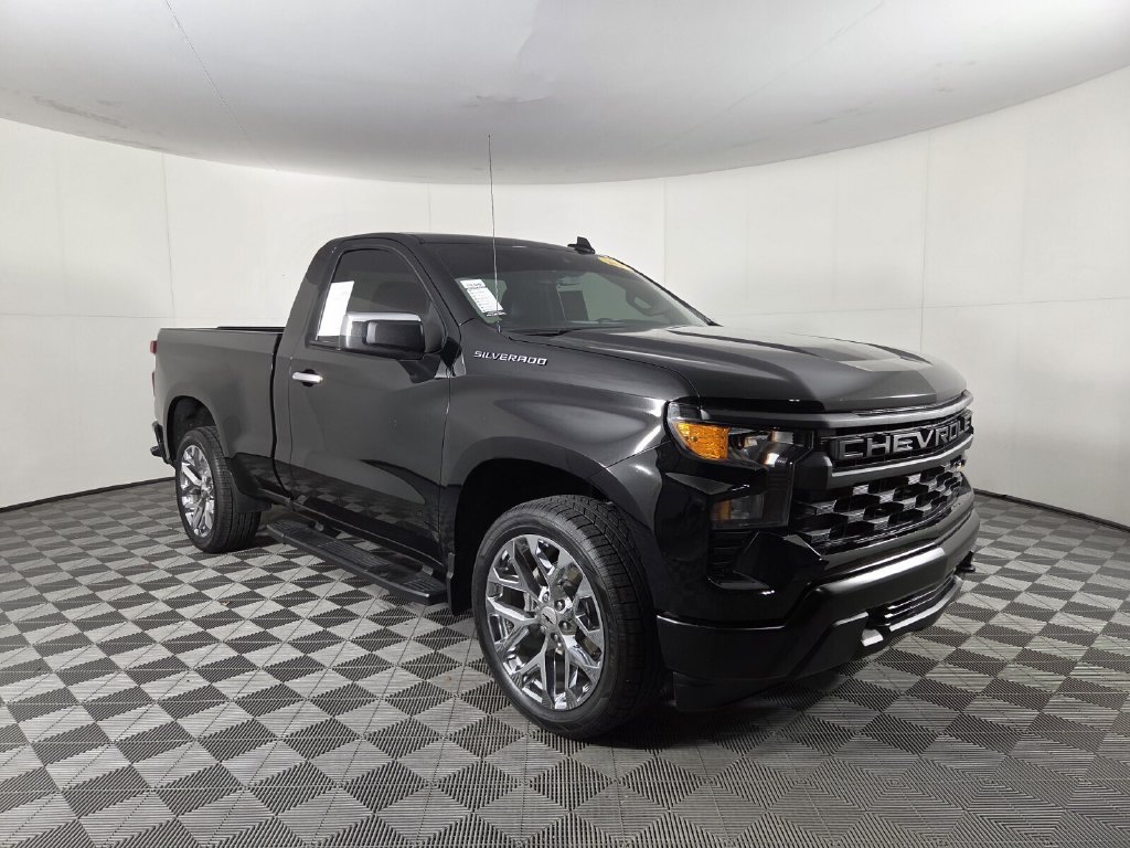 Used 2024 Chevrolet Silverado 1500 W/T w/ Trailering Package RWD image 2