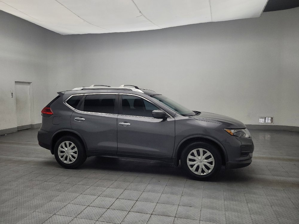 Used 2017 Nissan Rogue S w/ Appearance Package image 11