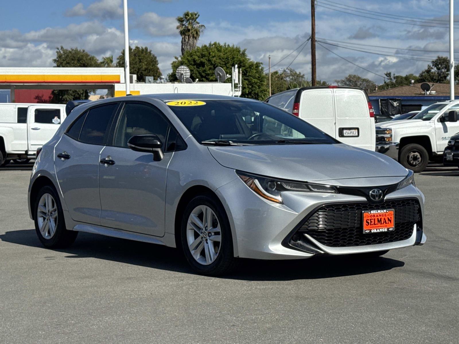Used 2022 Toyota Corolla SE FWD image 3