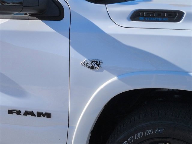 New 2026 RAM 1500 4x4 Crew Cab image 12