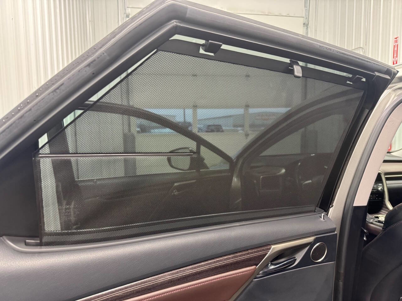 Used 2018 Lexus RX 450hL Luxury w/ Accessory Package image 11