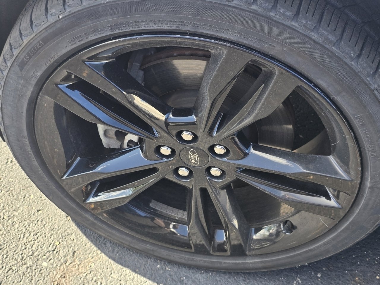 Used 2020 Ford Edge ST w/ Equipment Group 401A AWD/4WD image 13