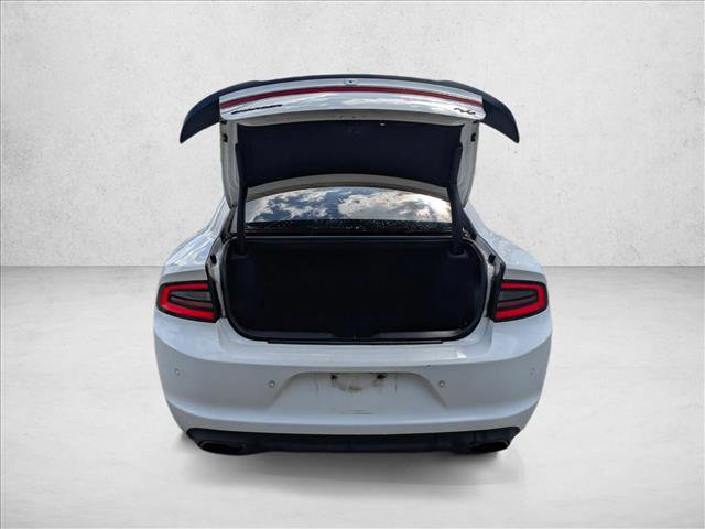 Used 2018 Dodge Charger R/T w/ Beats Audio Group RWD image 7