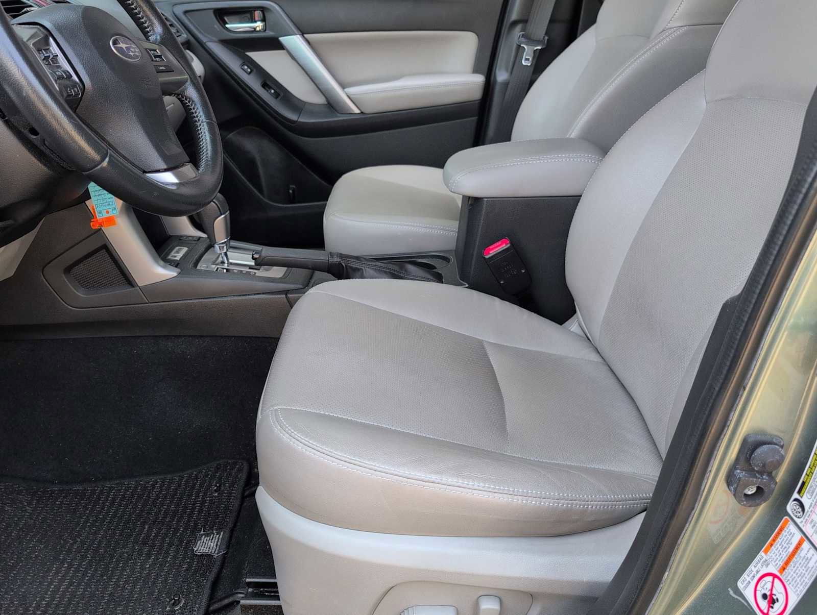 Used 2014 Subaru Forester 2.5i Limited AWD/4WD image 16