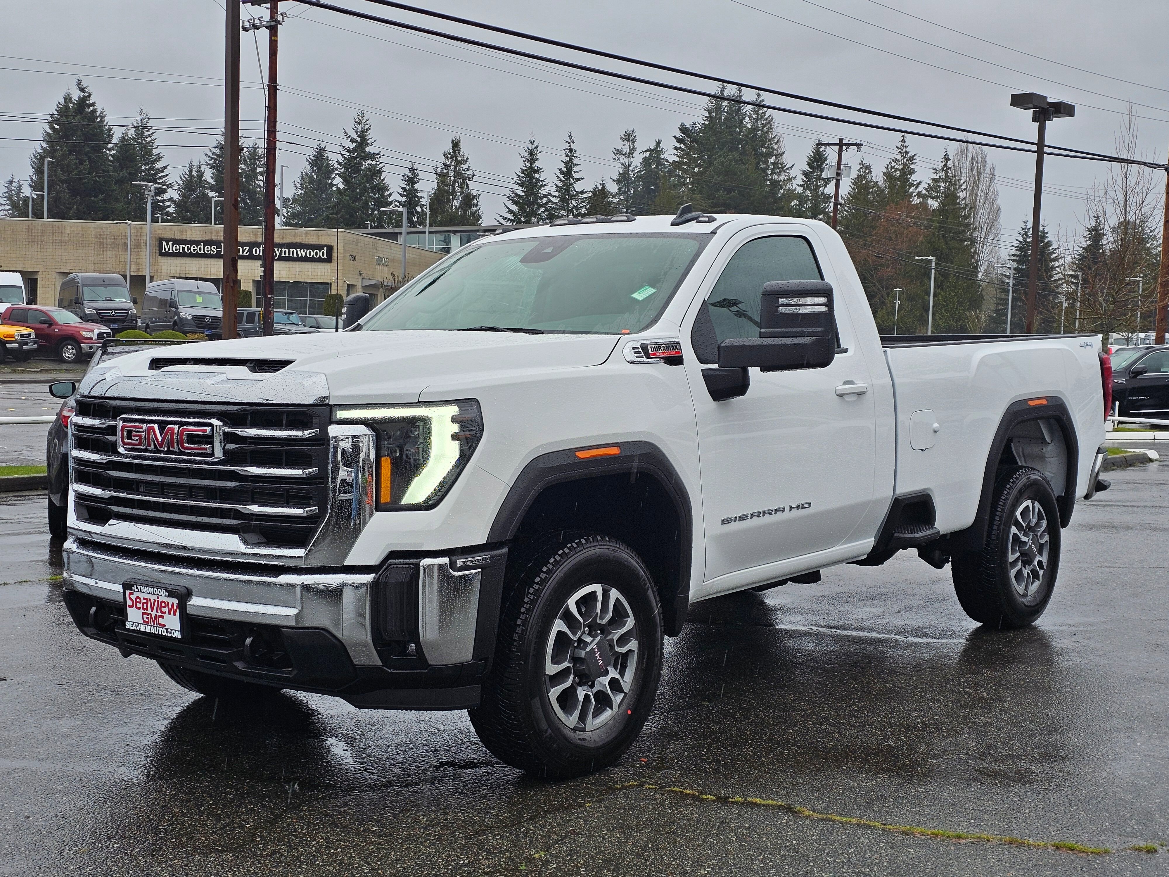 New 2026 GMC Sierra 3500 SLE w/ SLE Convenience Package image 3