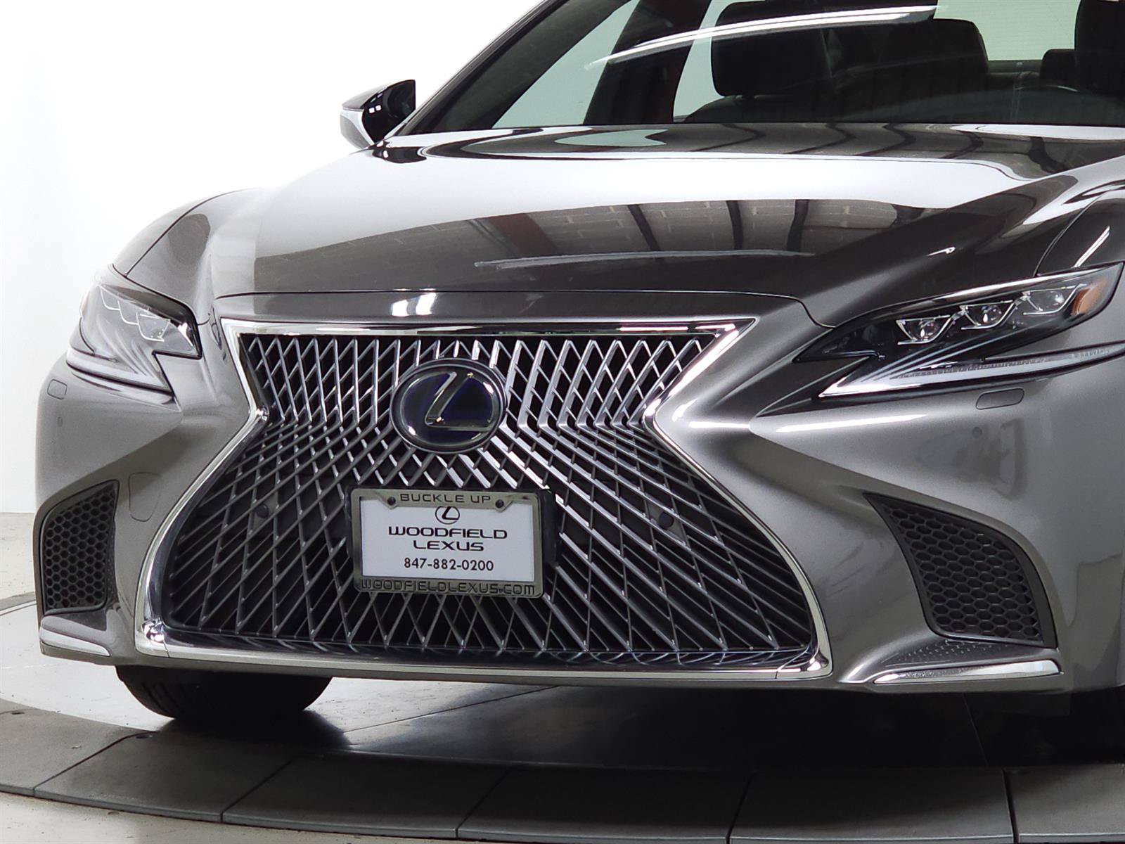 Used 2019 Lexus LS 500h AWD video 3